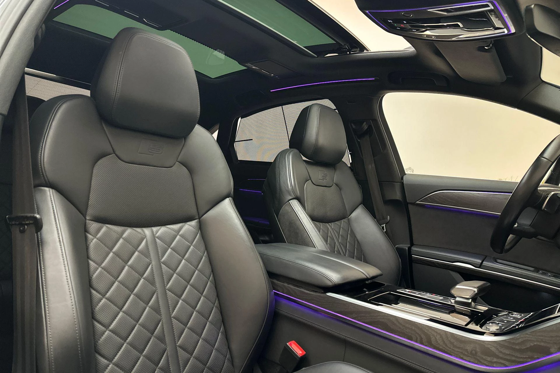 Hoofdafbeelding Audi A8