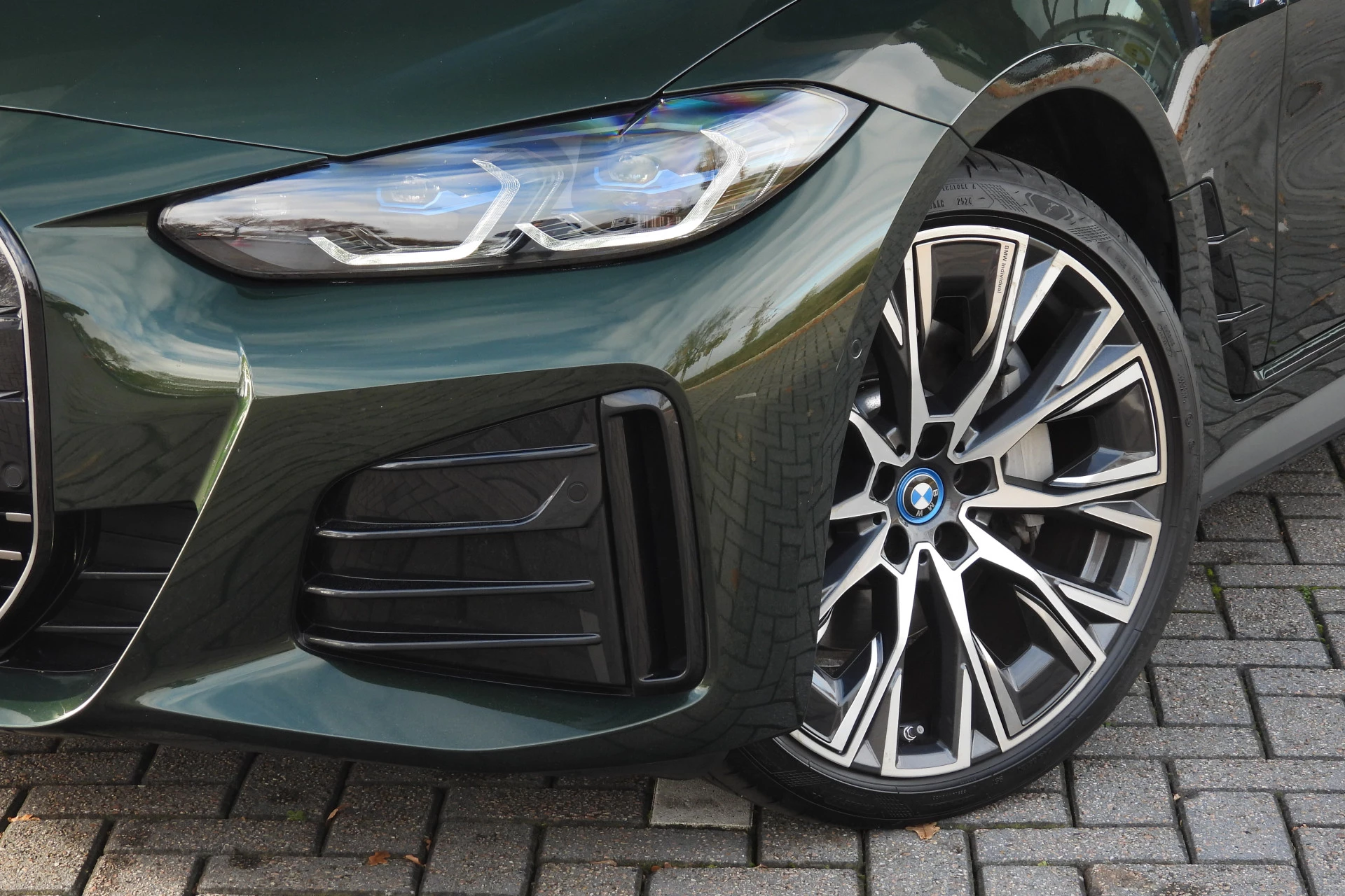 Hoofdafbeelding BMW i4