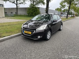 Peugeot 208 1.2 VTi Inruil Koopje!