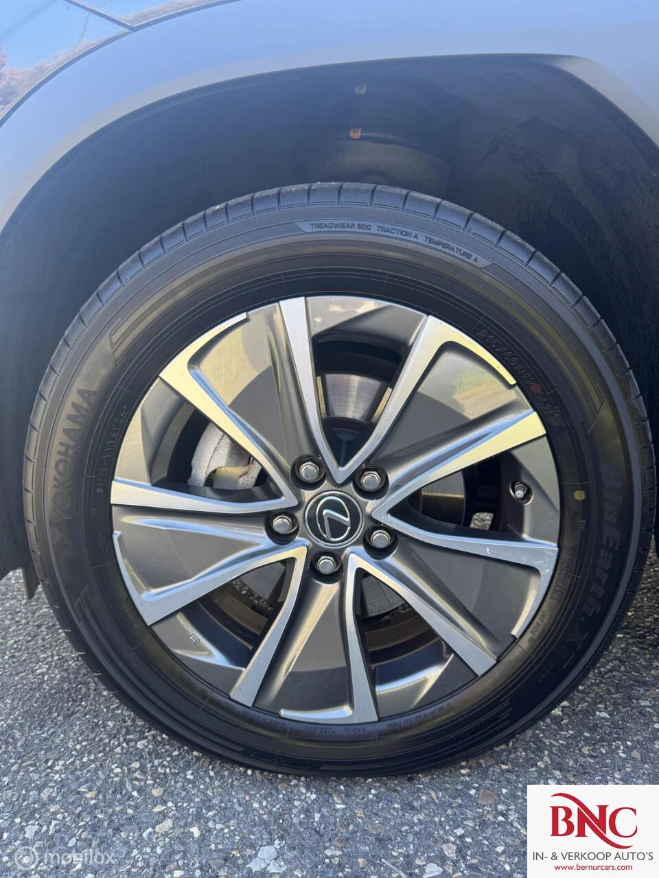 Hoofdafbeelding Lexus UX