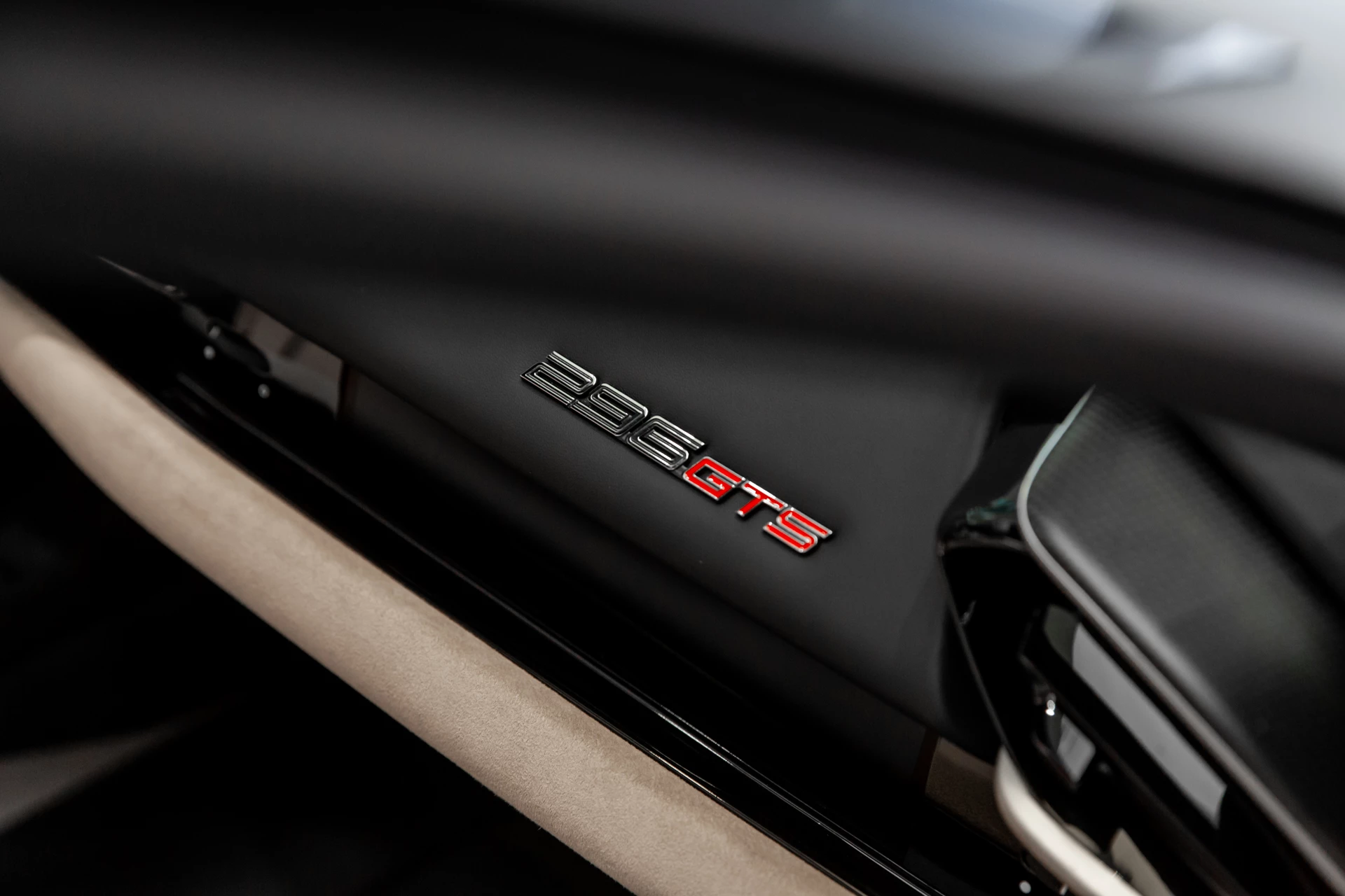 Hoofdafbeelding Ferrari 296
