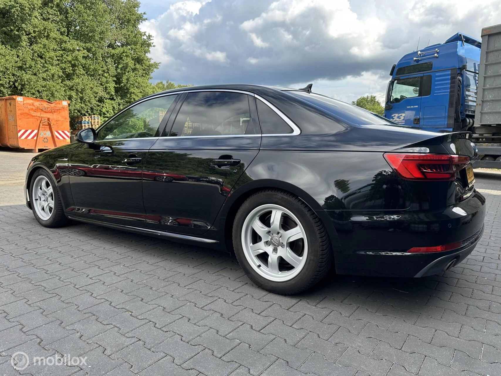 Hoofdafbeelding Audi A4