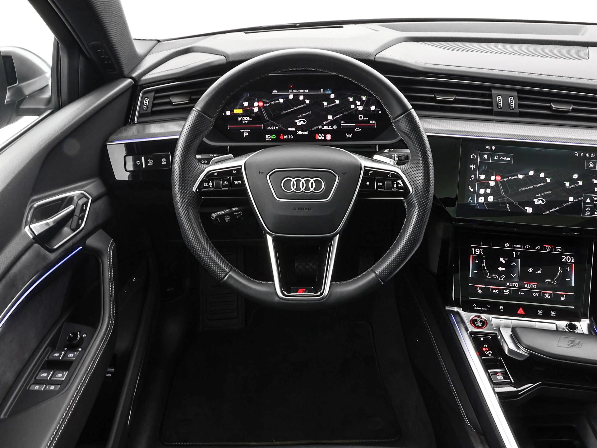 Hoofdafbeelding Audi e-tron