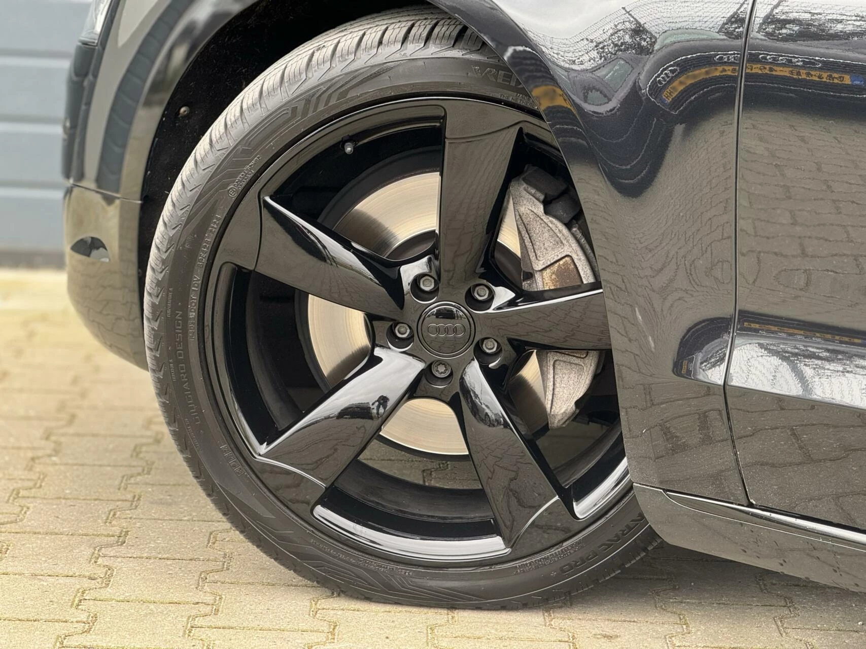 Hoofdafbeelding Audi A8