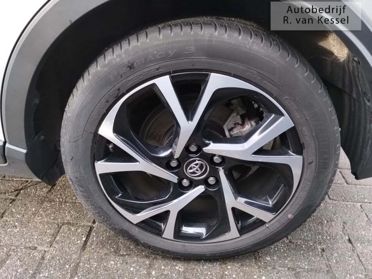 Hoofdafbeelding Toyota C-HR