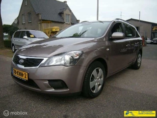 Hoofdafbeelding Kia cee'd Kia Cee'd Sporty Wagon Ceed 1.6 CRDi 115 X-tra