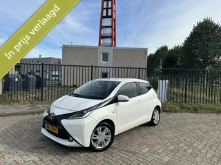 Toyota Aygo 1.0 VVT-i x-play Cam|Airco|Apk|LED