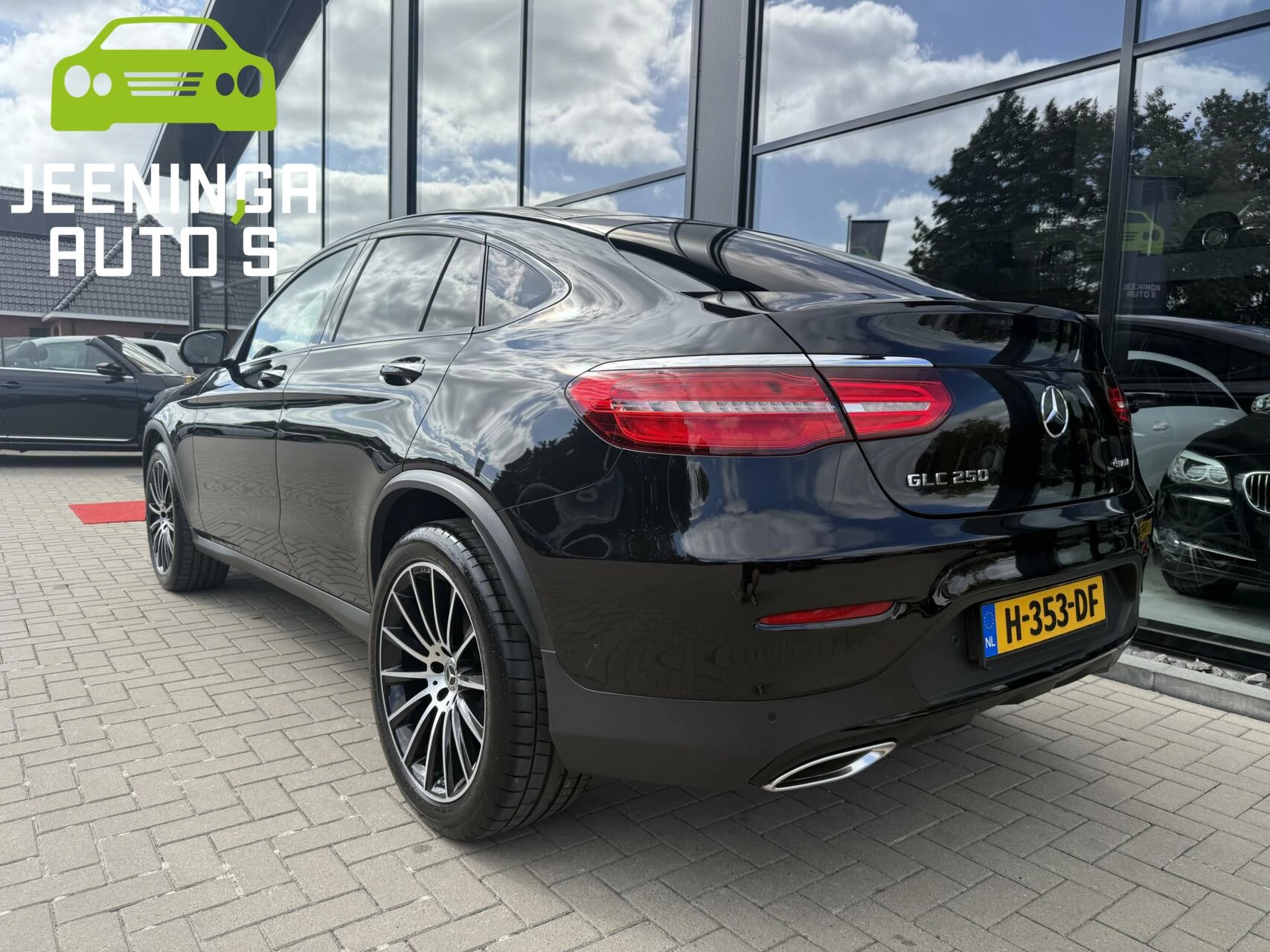 Hoofdafbeelding Mercedes-Benz GLC