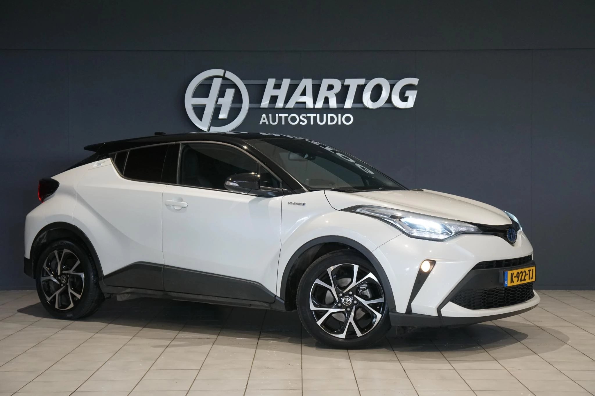 Hoofdafbeelding Toyota C-HR