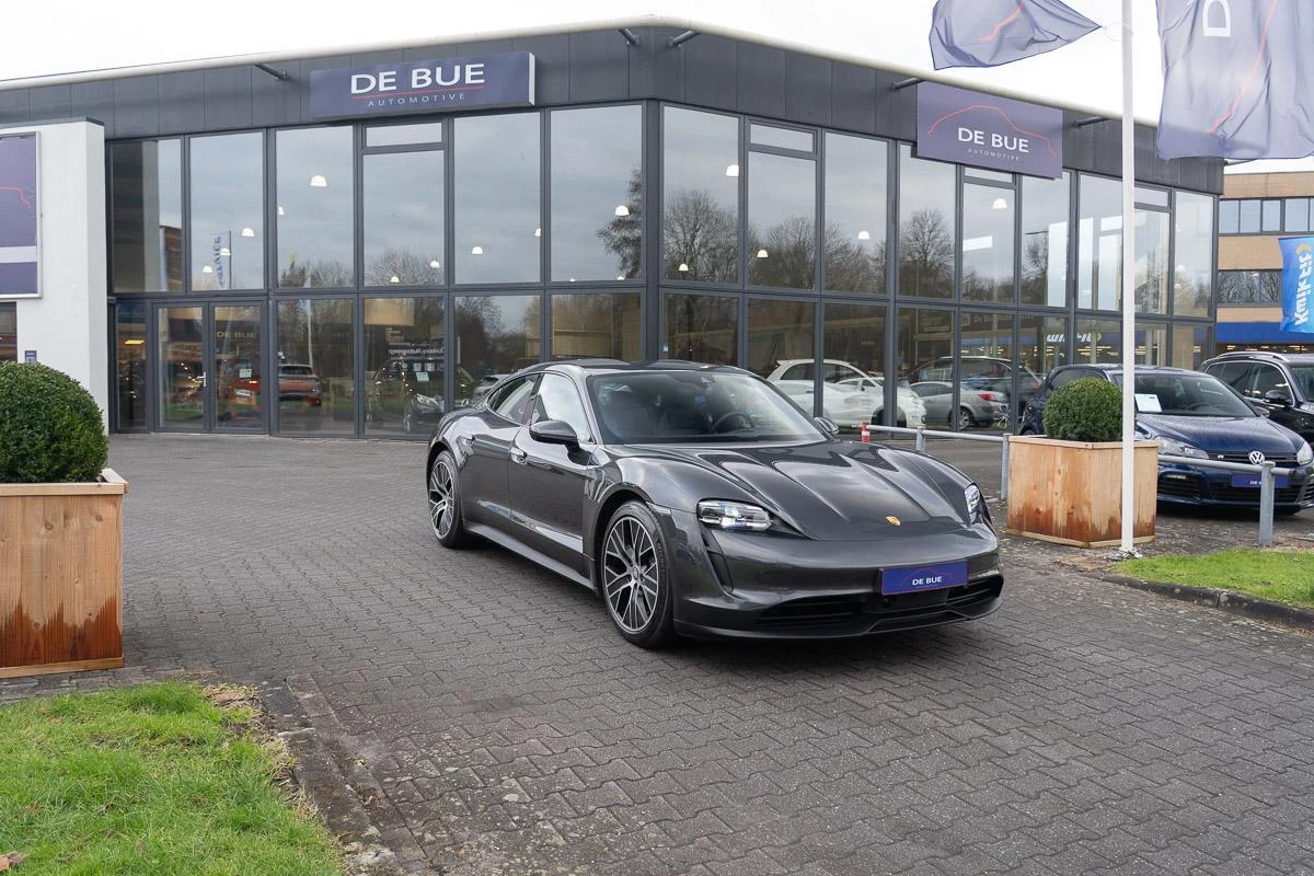 Hoofdafbeelding Porsche Taycan