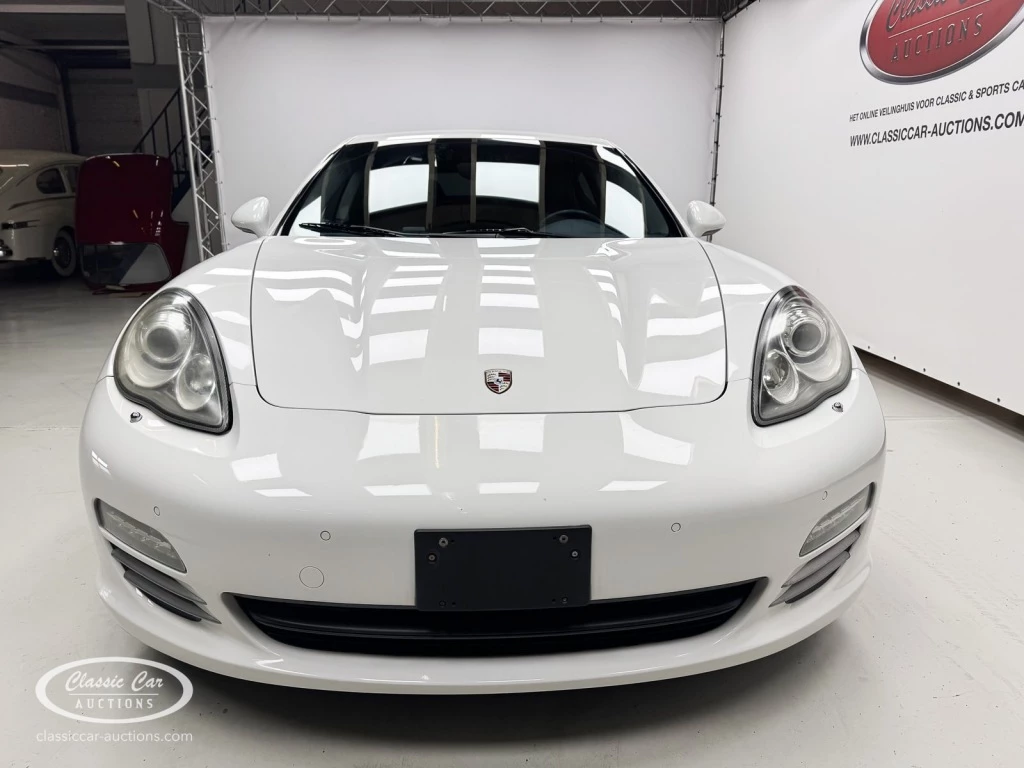 Hoofdafbeelding Porsche Panamera