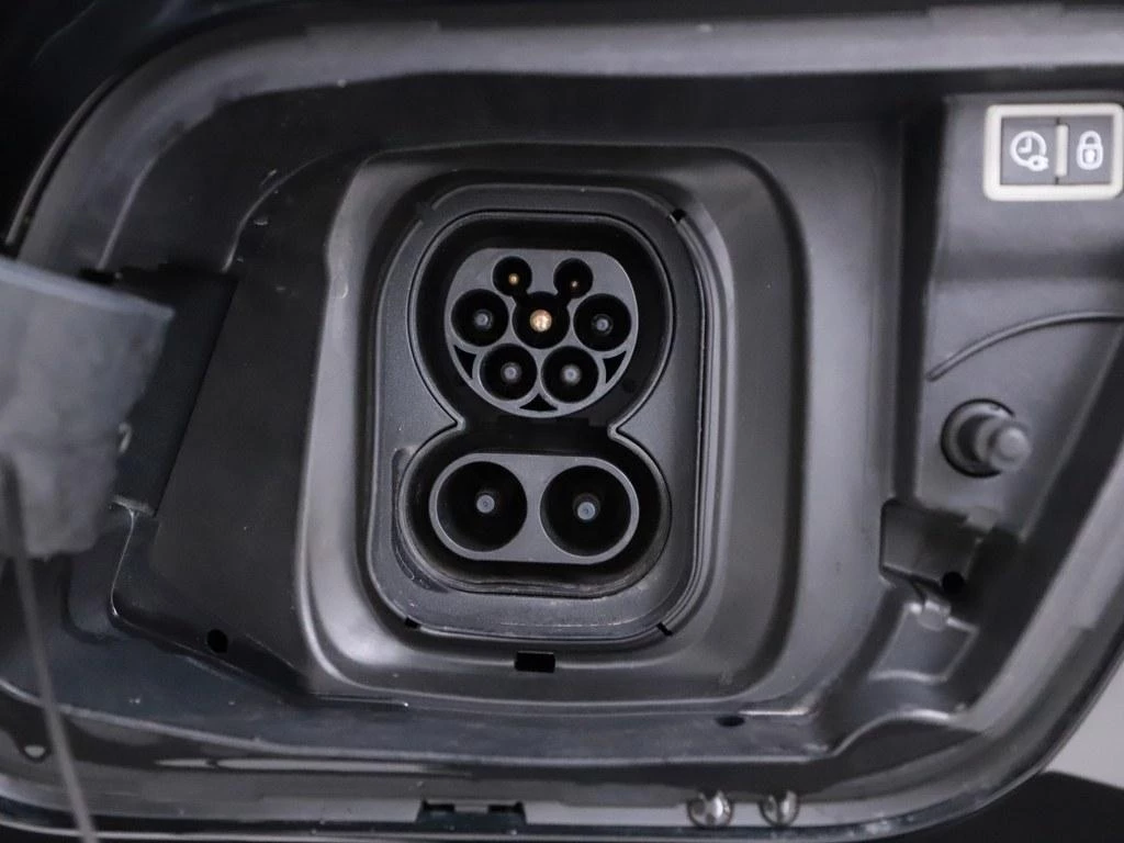 Hoofdafbeelding Peugeot e-2008