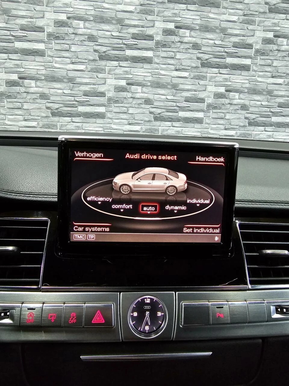 Hoofdafbeelding Audi A8