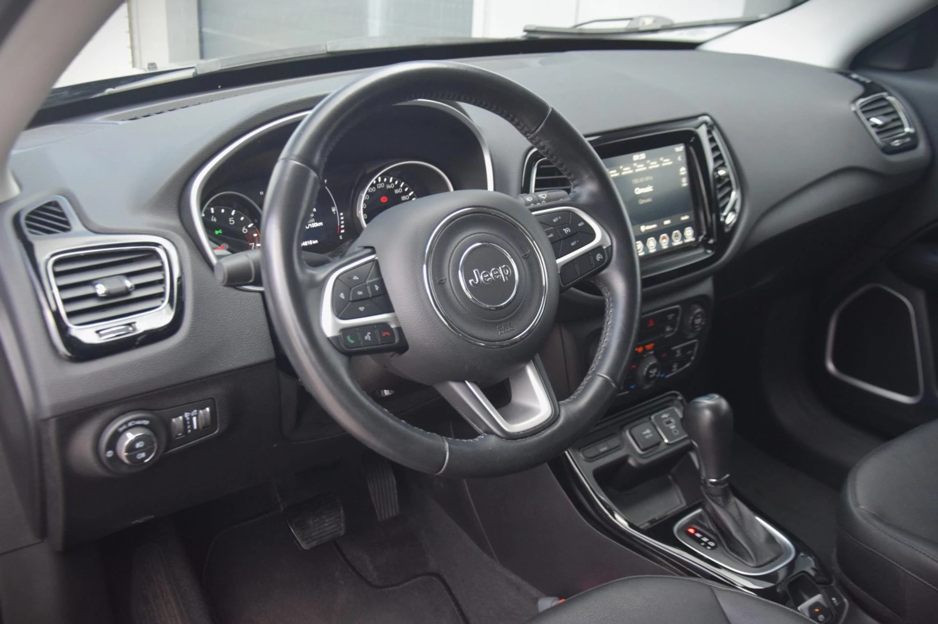 Hoofdafbeelding Jeep Compass