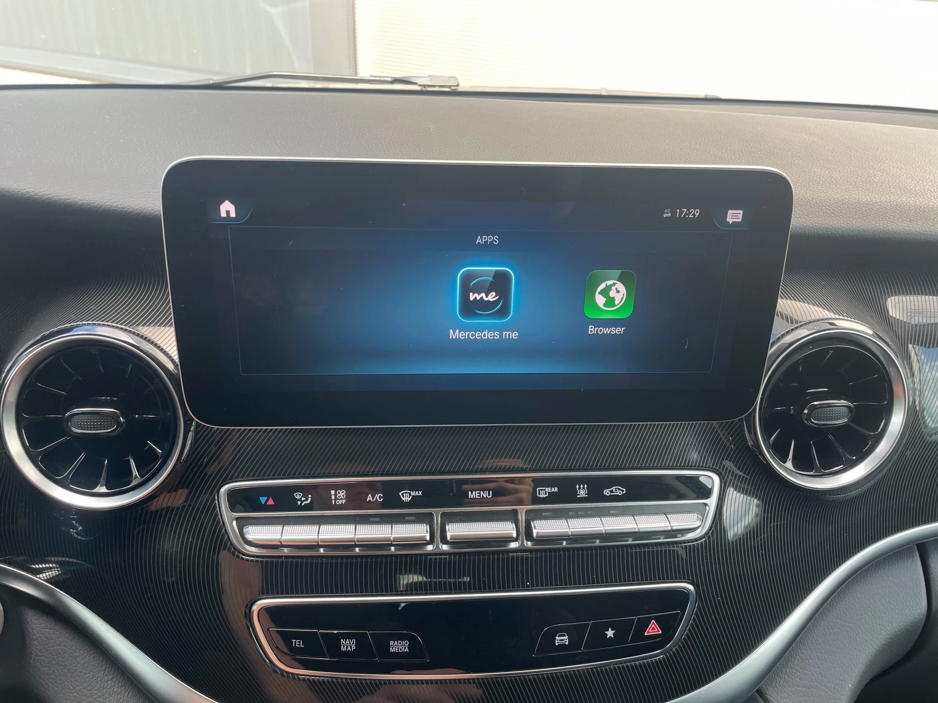 Hoofdafbeelding Mercedes-Benz EQV