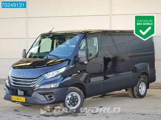 Iveco Daily 35C21 3.0L Automaat Laag dak L2H1 Uniek! LED Trekhaak Navi ACC 8m3 Airco Trekhaak