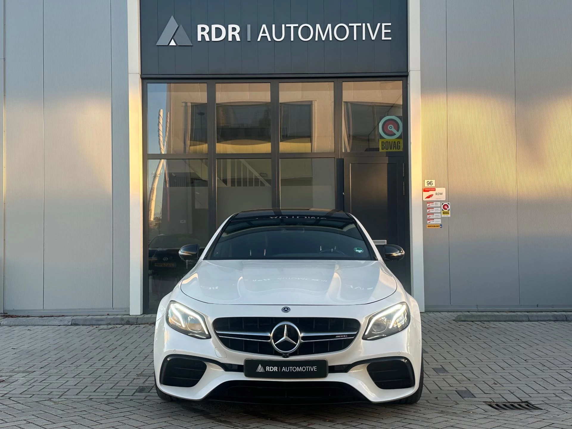 Hoofdafbeelding Mercedes-Benz E-Klasse