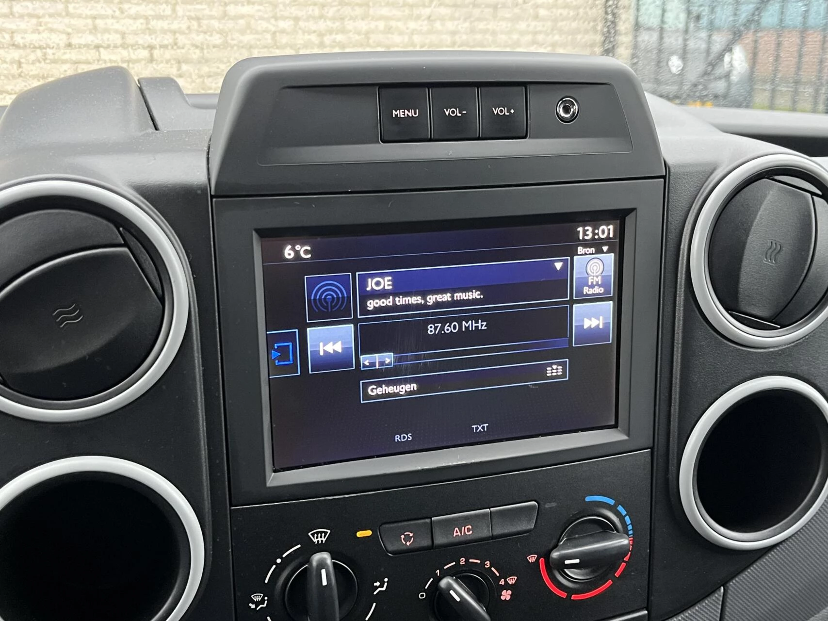 Hoofdafbeelding Peugeot Partner