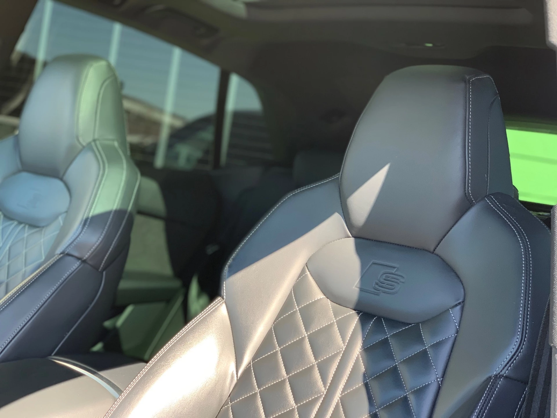 Hoofdafbeelding Audi Q8