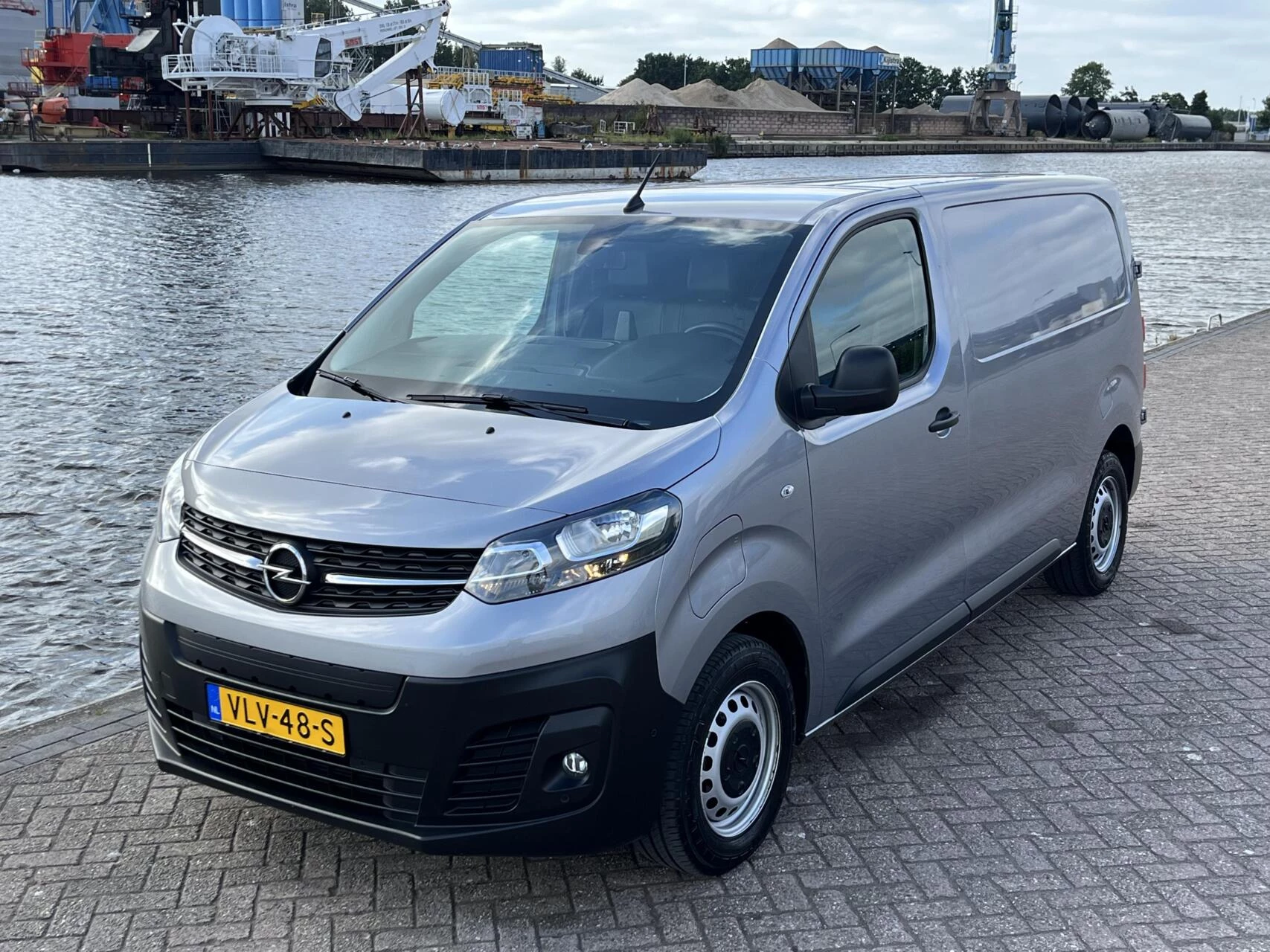 Hoofdafbeelding Opel Vivaro-e