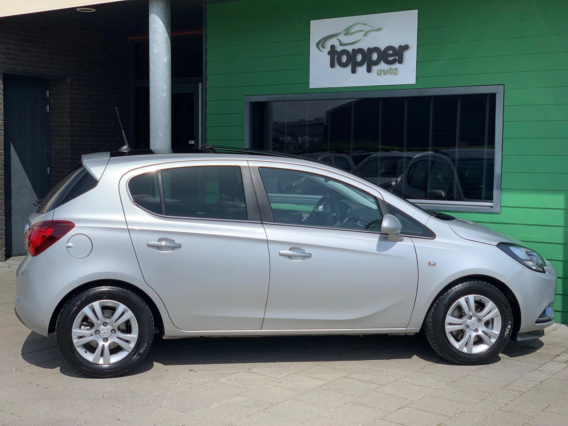 Hoofdafbeelding Opel Corsa