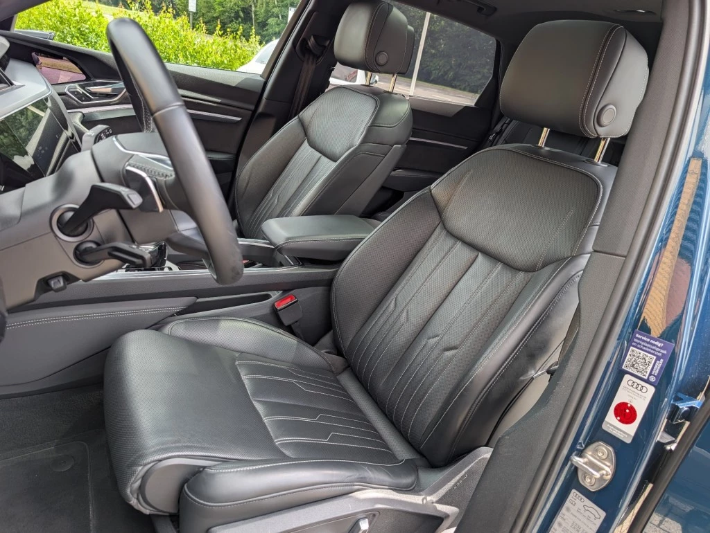 Hoofdafbeelding Audi e-tron