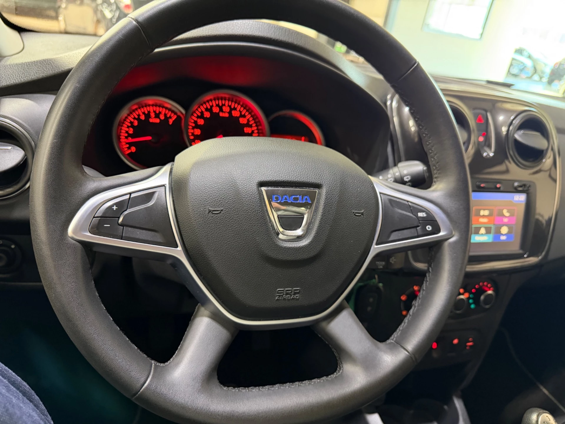 Hoofdafbeelding Dacia Logan