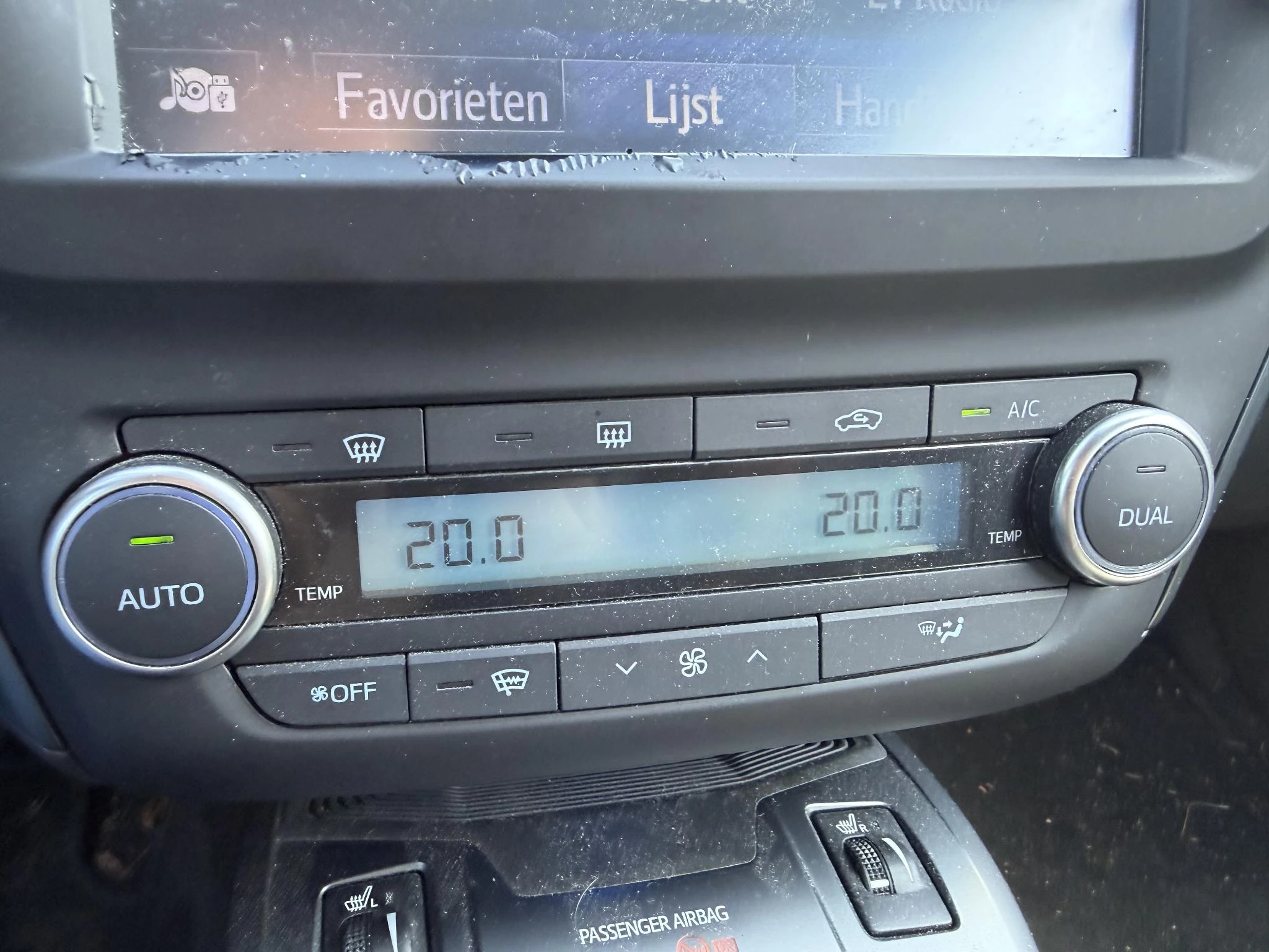 Hoofdafbeelding Toyota Avensis