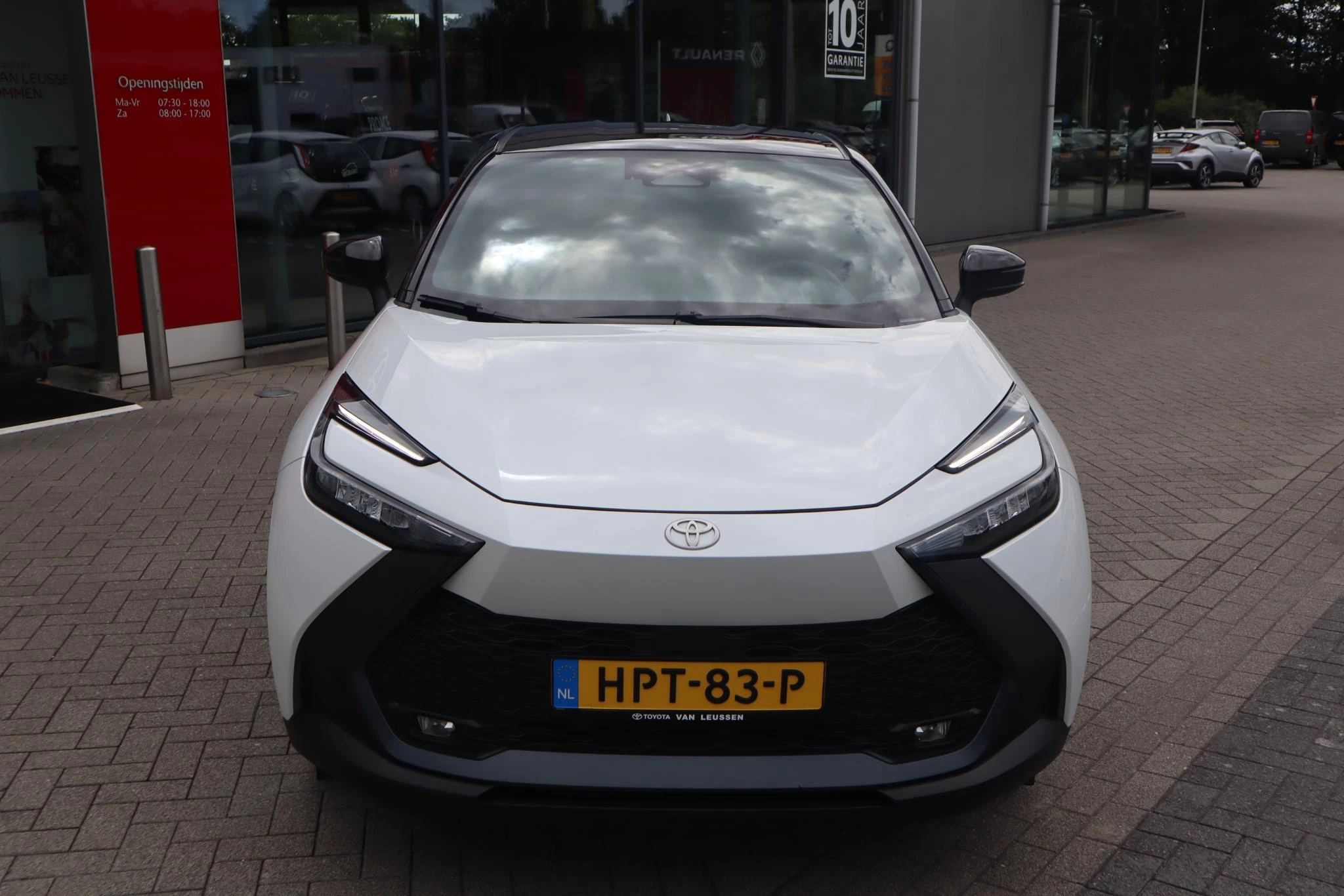 Hoofdafbeelding Toyota C-HR