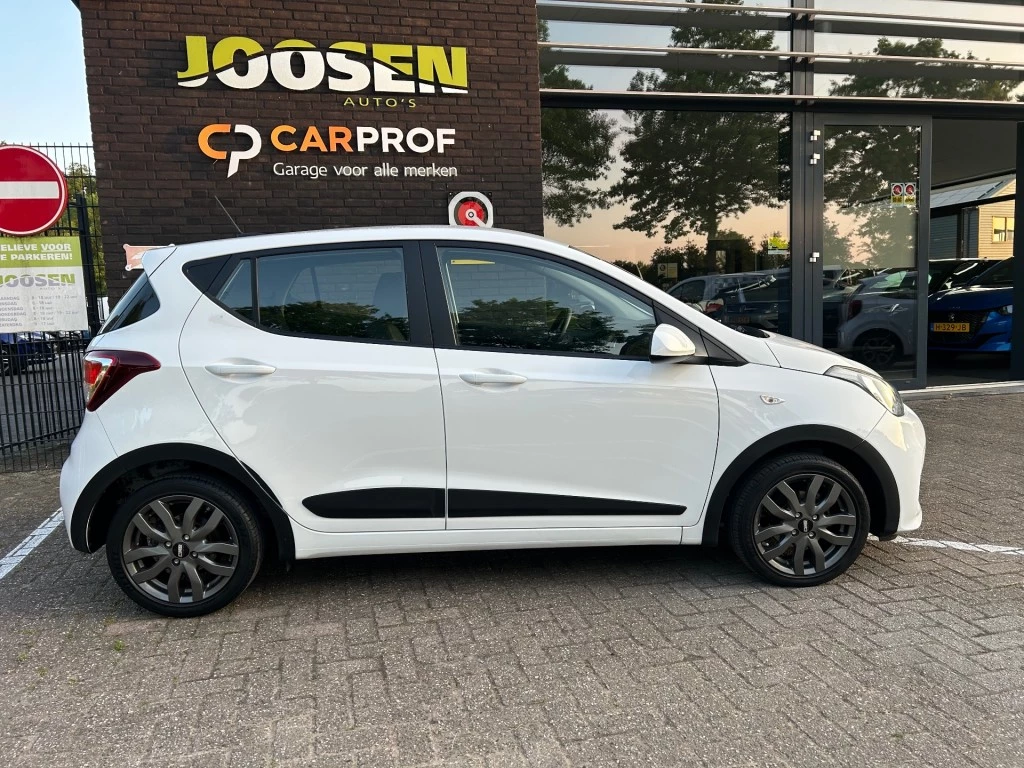 Hoofdafbeelding Hyundai i10