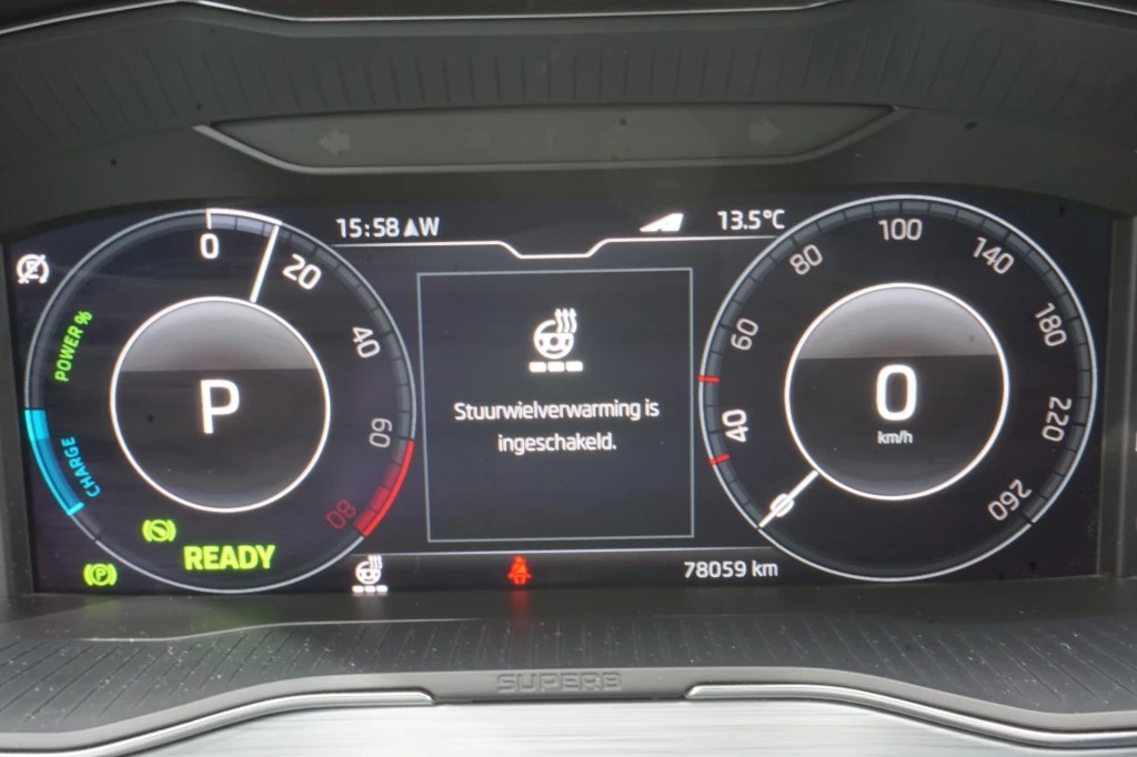 Hoofdafbeelding Škoda Superb