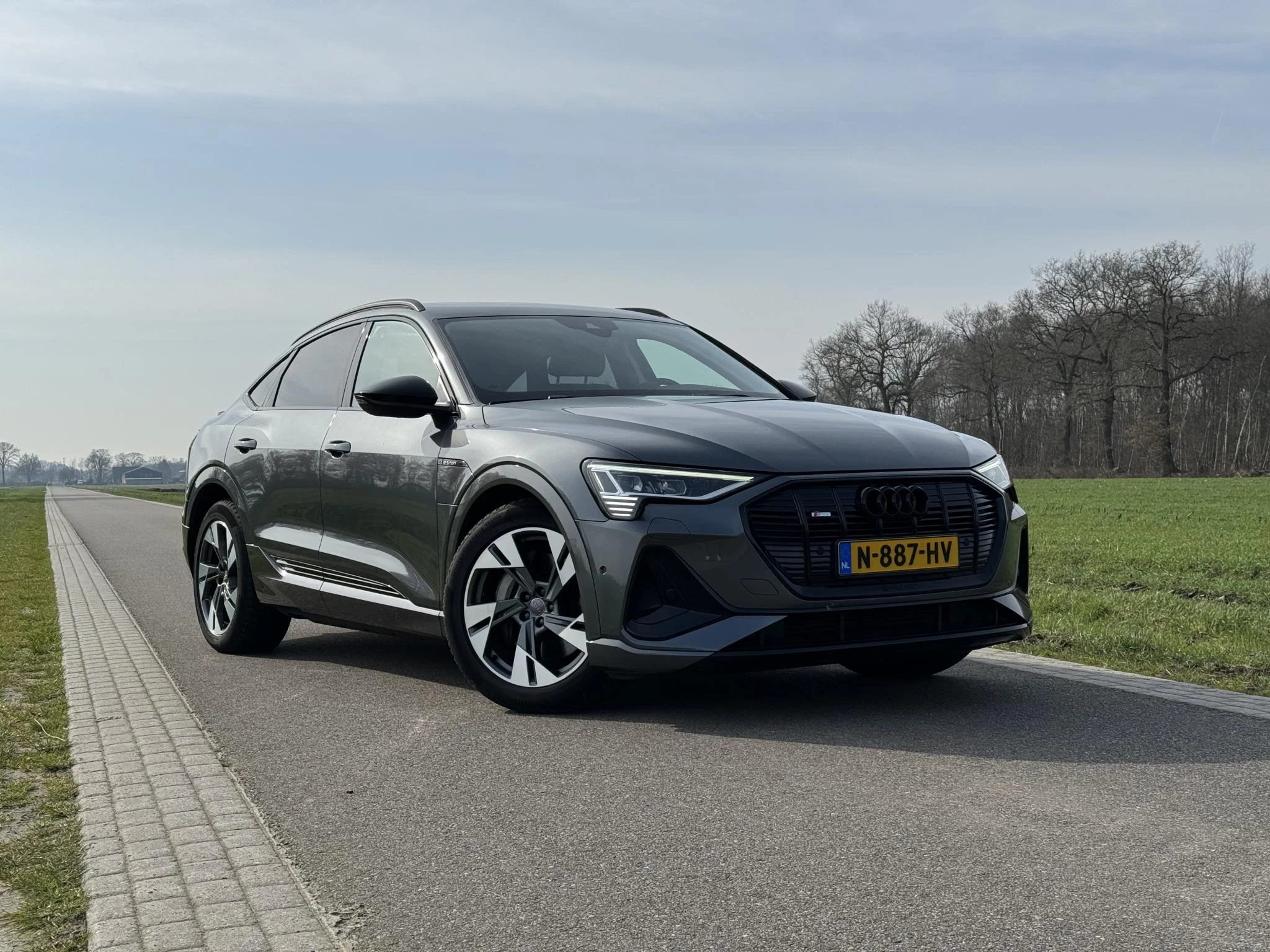 Hoofdafbeelding Audi e-tron