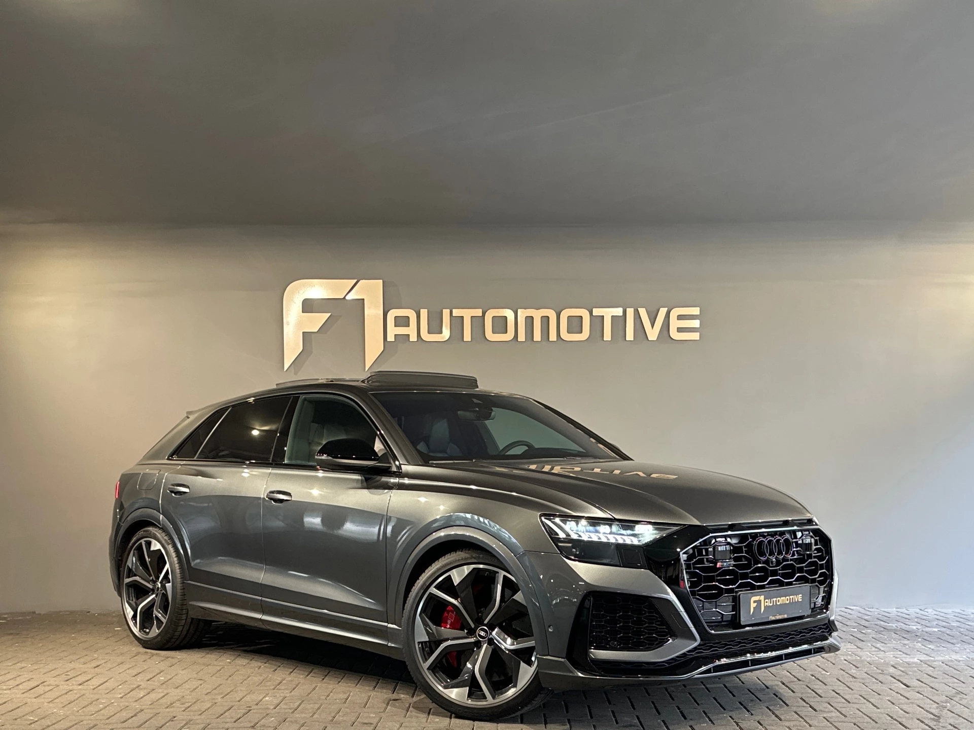 Hoofdafbeelding Audi Q8
