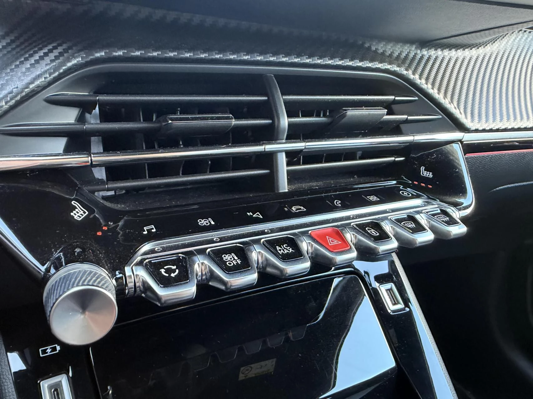 Hoofdafbeelding Peugeot e-208