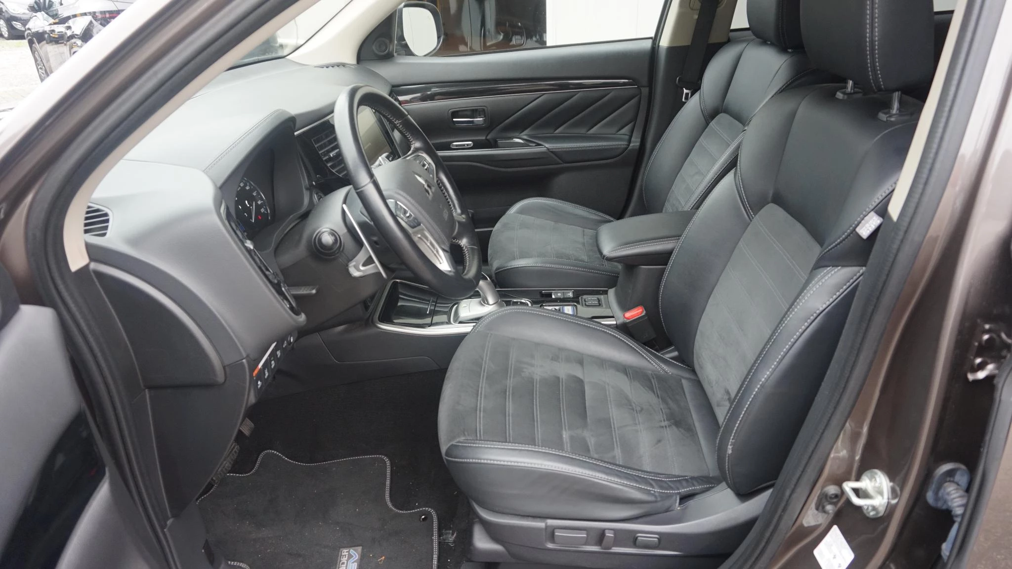 Hoofdafbeelding Mitsubishi Outlander