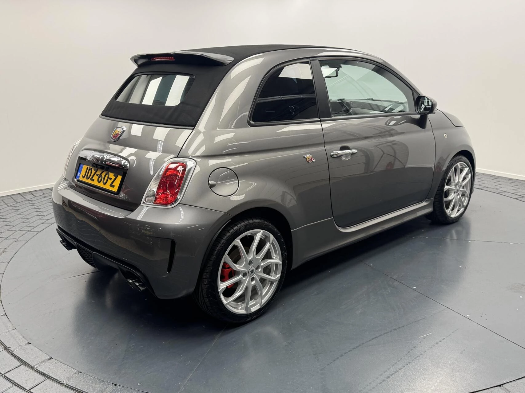 Hoofdafbeelding Fiat 500C