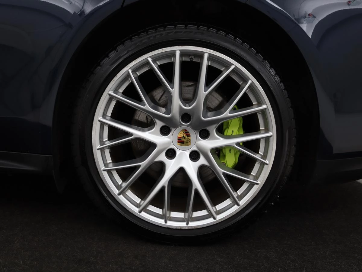 Hoofdafbeelding Porsche Panamera