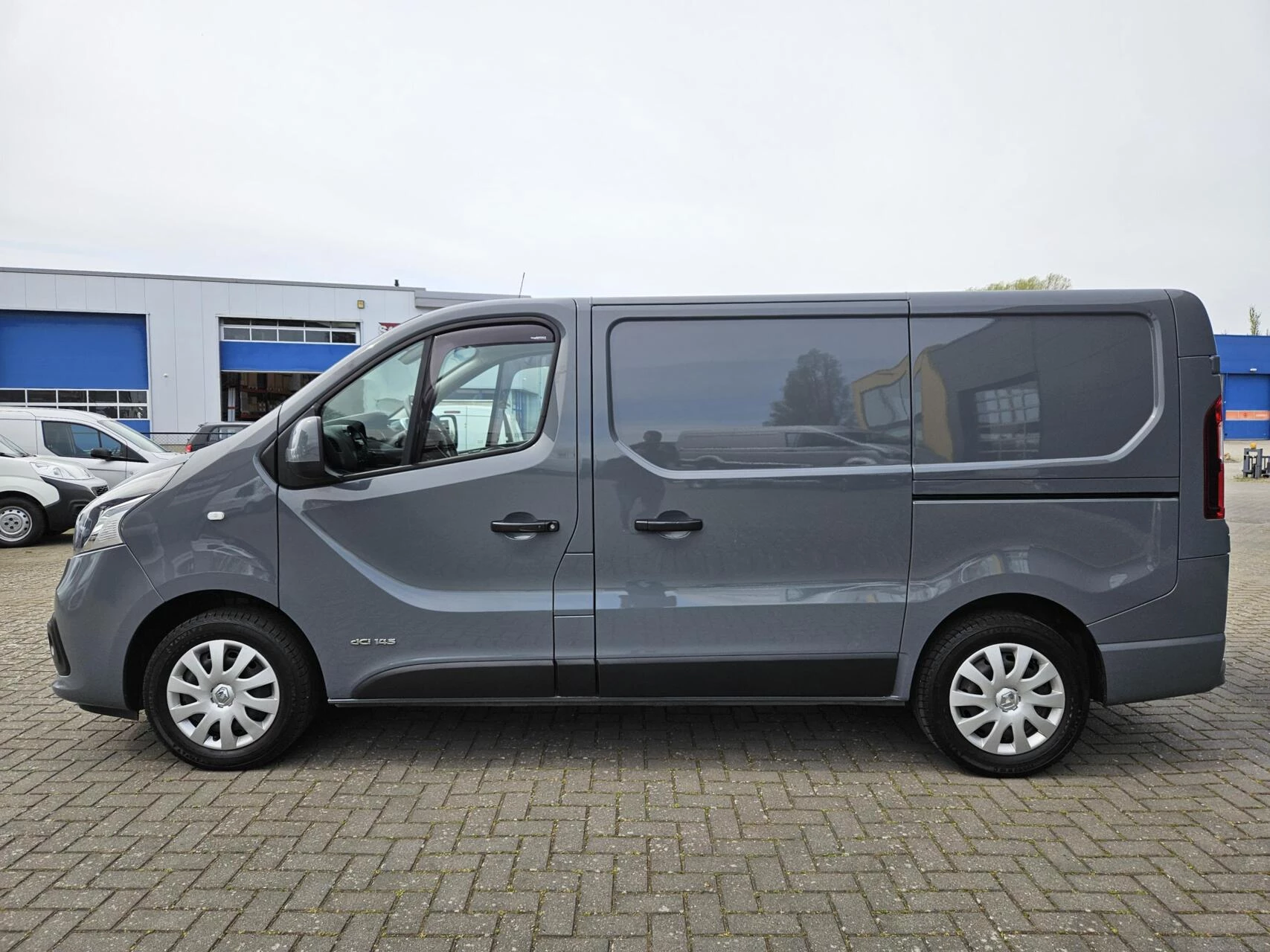 Hoofdafbeelding Nissan NV300