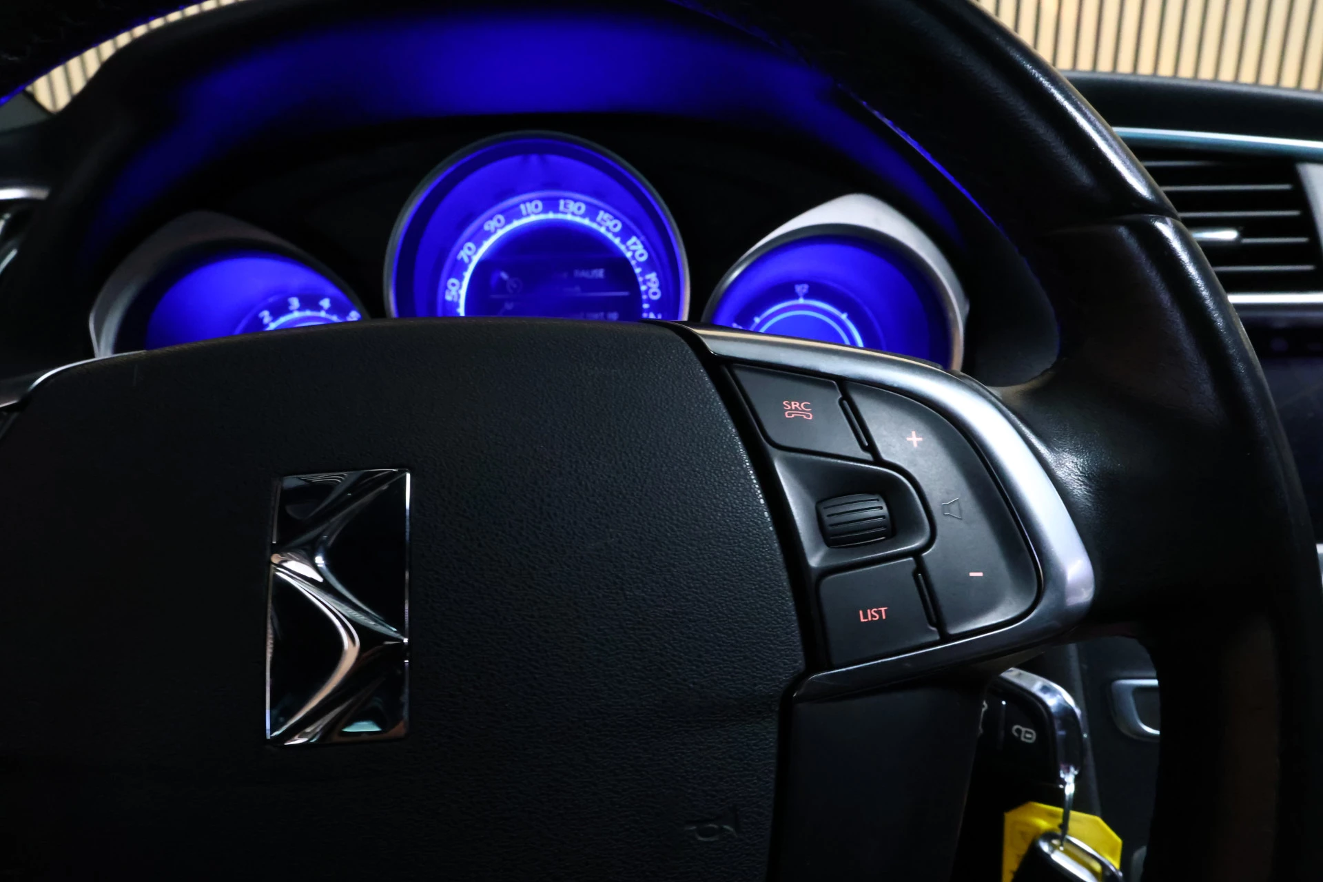 Hoofdafbeelding DS DS 4