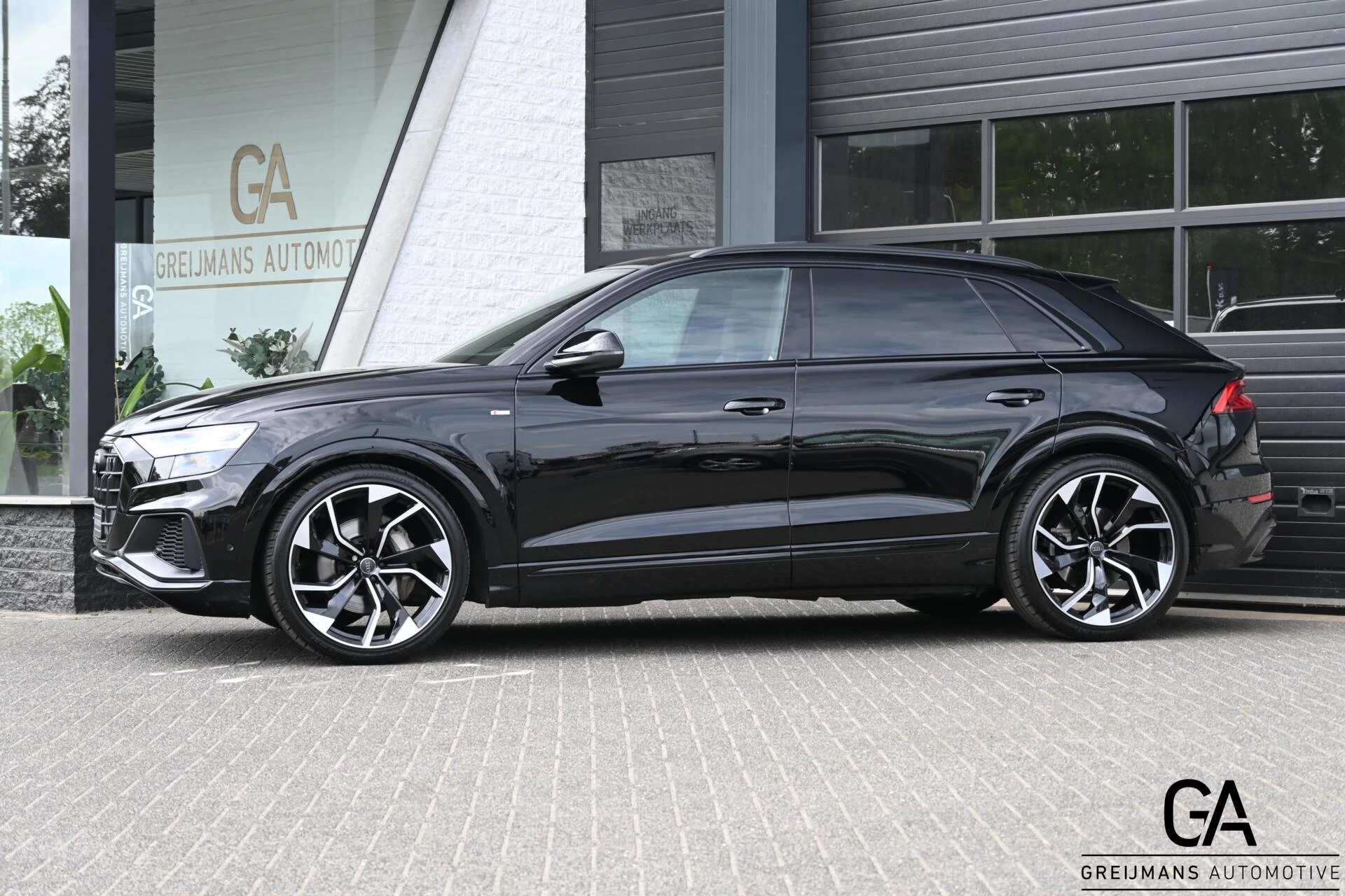 Hoofdafbeelding Audi Q8