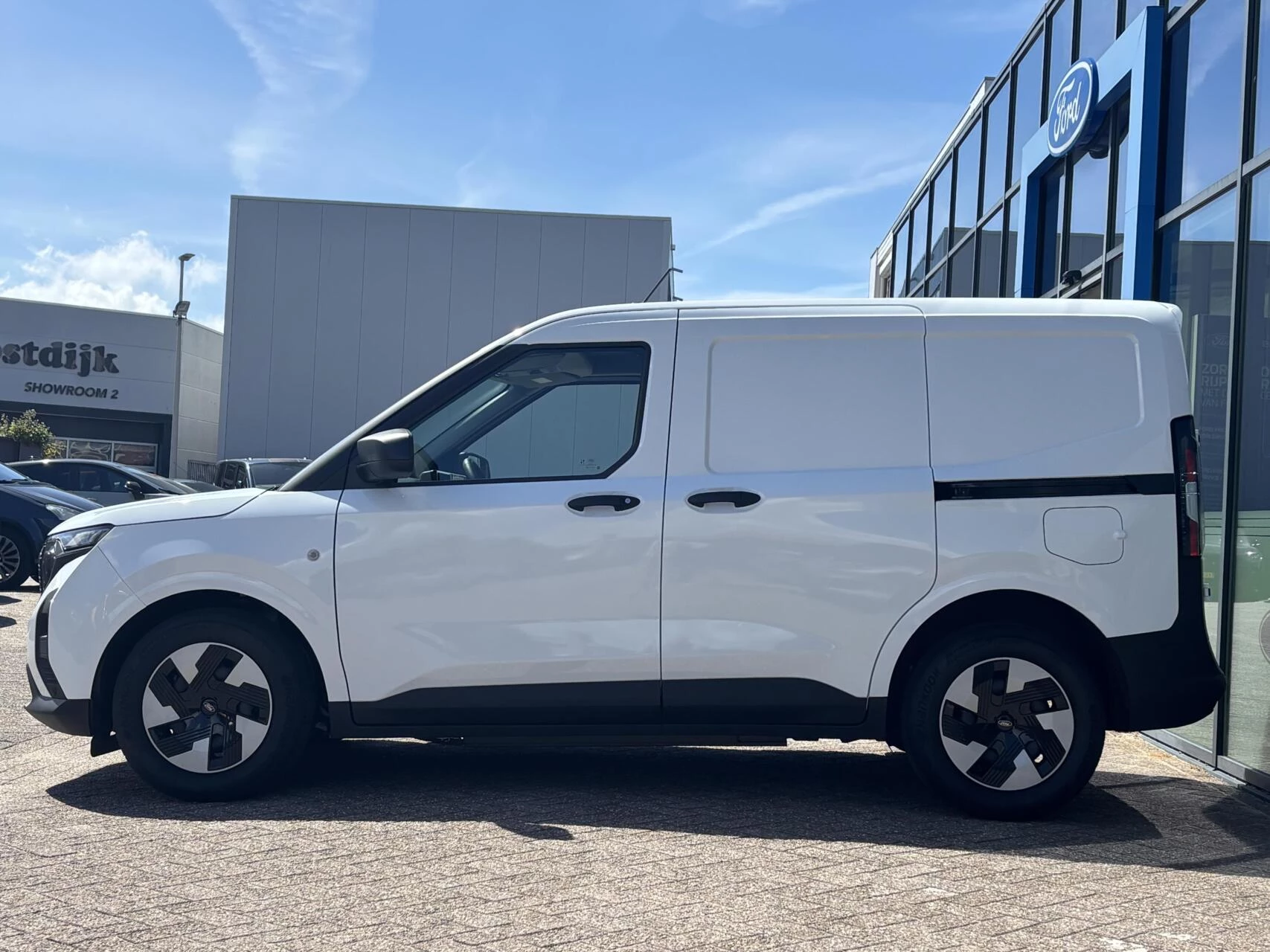 Hoofdafbeelding Ford E-Transit Courier