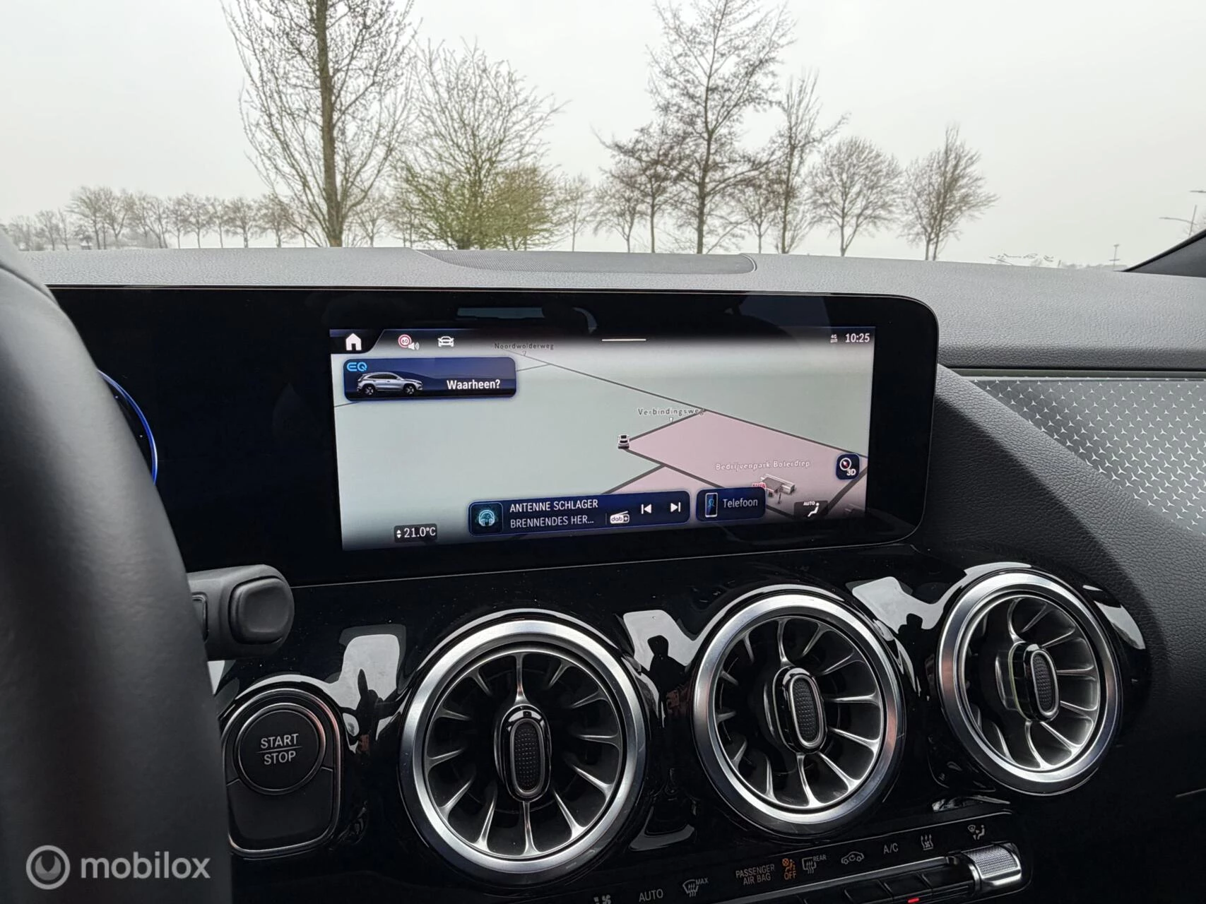 Hoofdafbeelding Mercedes-Benz EQA