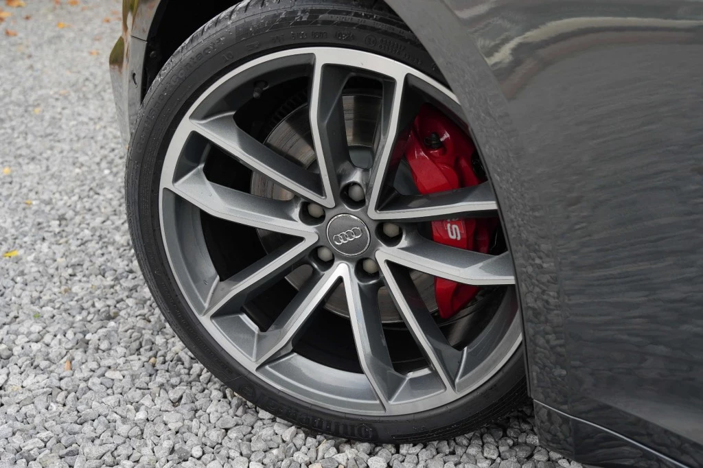 Hoofdafbeelding Audi S5