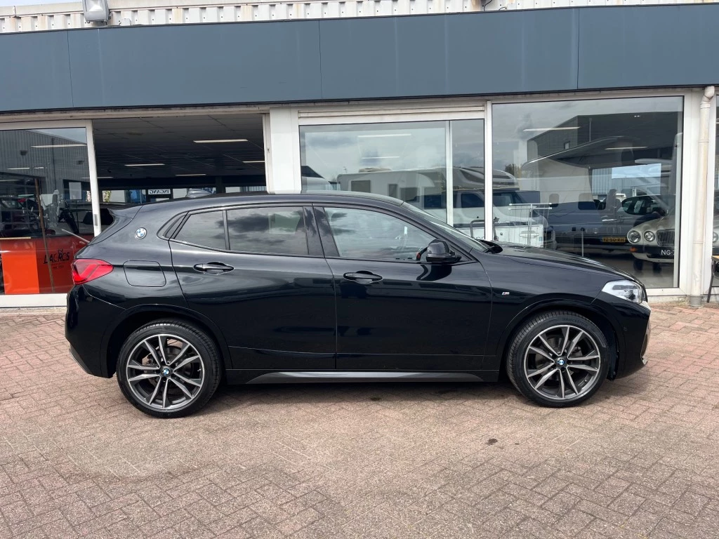 Hoofdafbeelding BMW X2