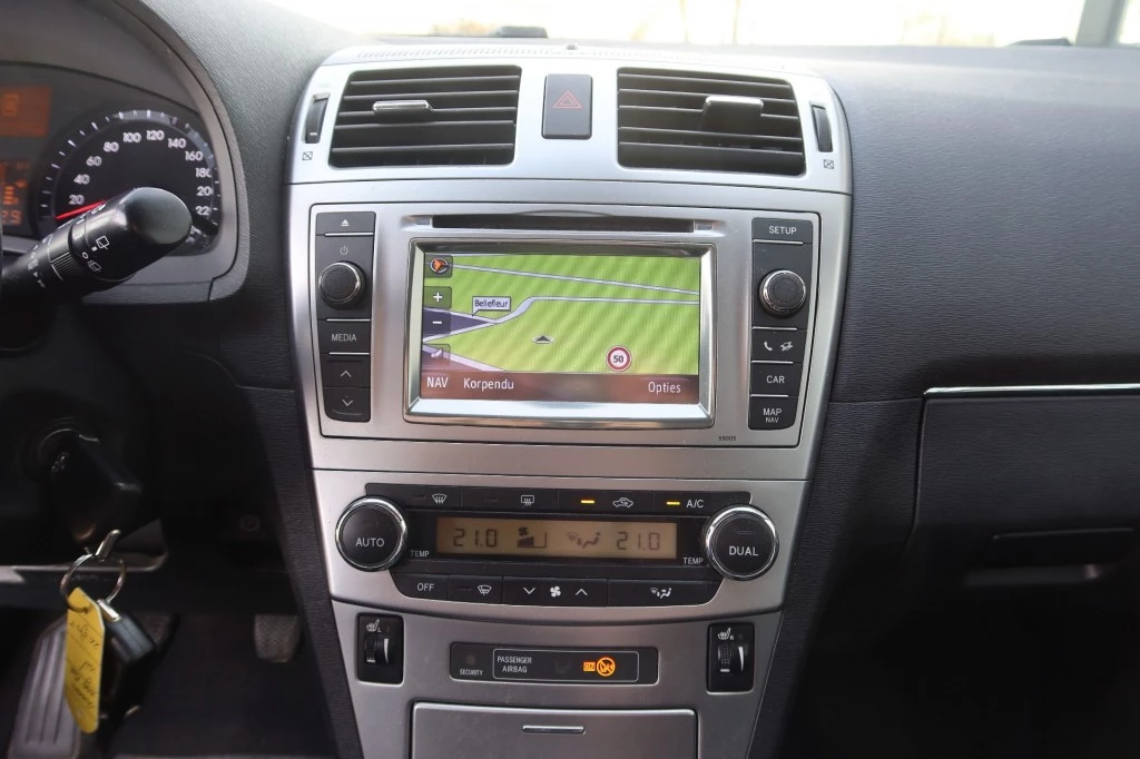 Hoofdafbeelding Toyota Avensis