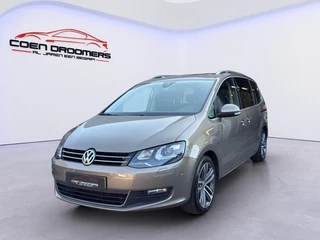 Volkswagen Sharan 2.0 TSI Highline 7p. | Panoramadak | Xenon | 7-zits | Parkeercamera met parkeersensoren V+A | Trekhaak | Elektrische achterklep |