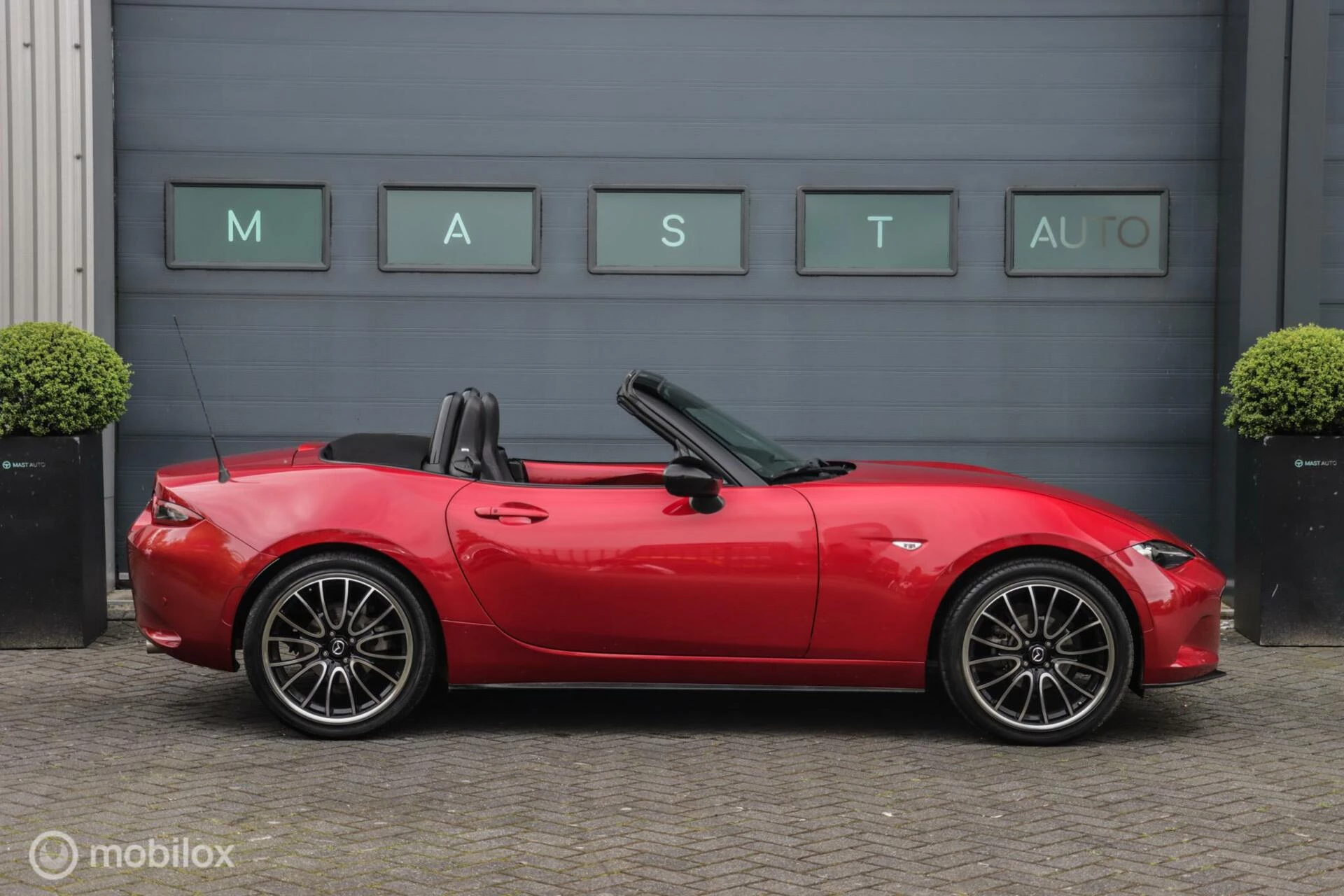 Hoofdafbeelding Mazda MX-5