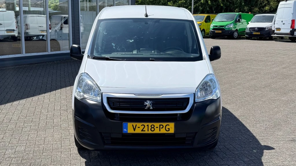 Hoofdafbeelding Peugeot Partner