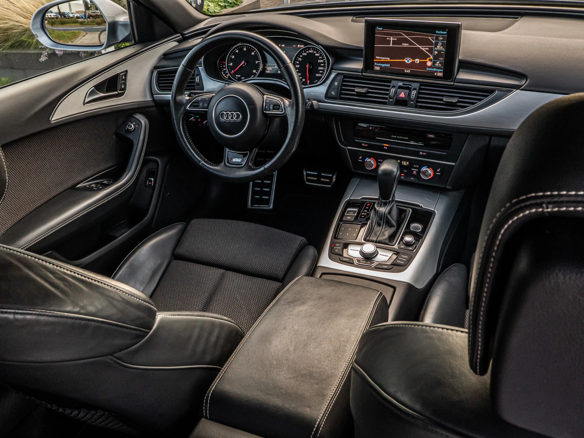 Hoofdafbeelding Audi A6