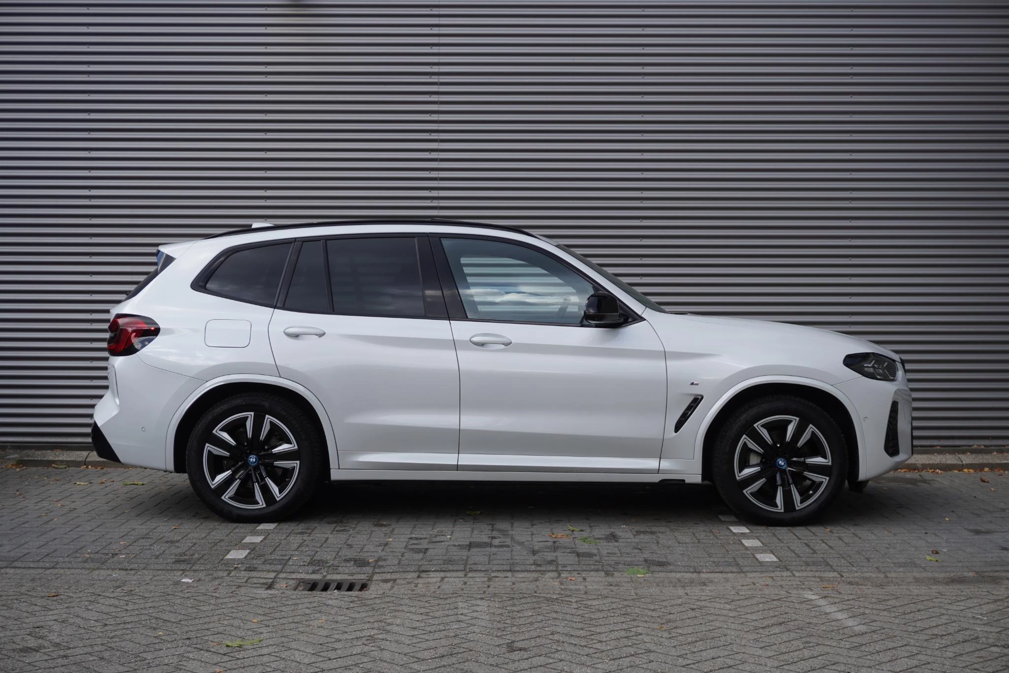Hoofdafbeelding BMW iX3